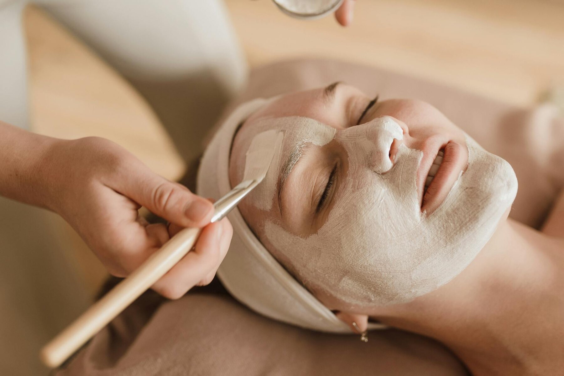 Why Every Esthetician Needs an Online Booking System: Boost Efficiency and Revenue