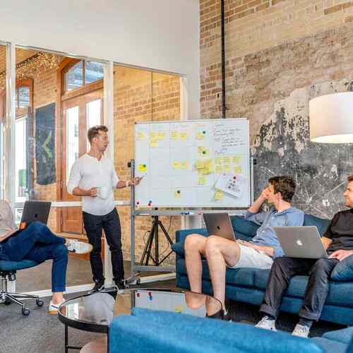 How to Organize a Meeting That Drives Results: Essential Tips and Best Practices